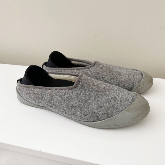 Mahabis Classic Wool Lined Indoor Outdoor Slippers Hybrid Convertible - Picture 1 of 9